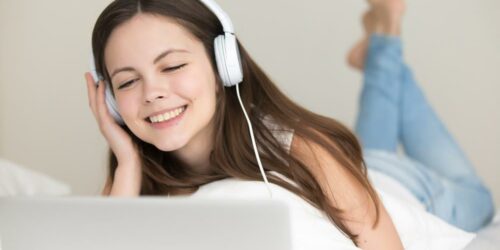 7 Deluxe Portable Audio-Video Players For Audiophiles