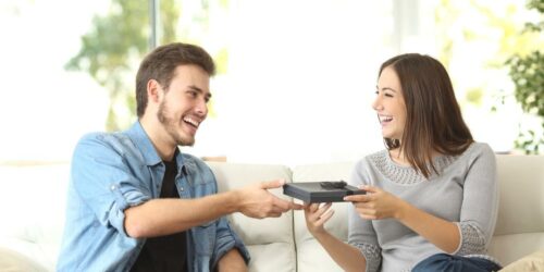 10 Great Anniversary Gifts Ideas