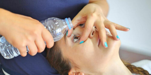 Dry, itchy eyes at night – Know about its causes, symptoms, and treatment