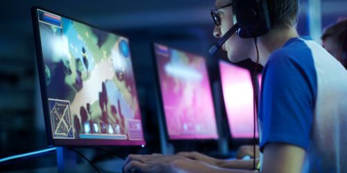 Top 4 Games that You Must Play