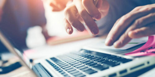 How to choose the best business laptop