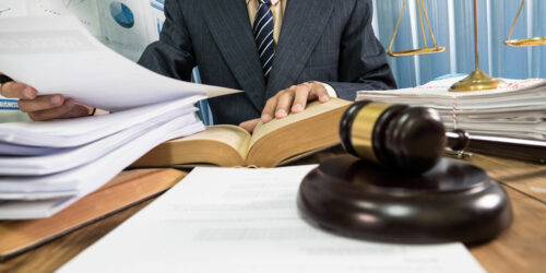 5 Tips to Choose the Right Offshore Accident Lawyer