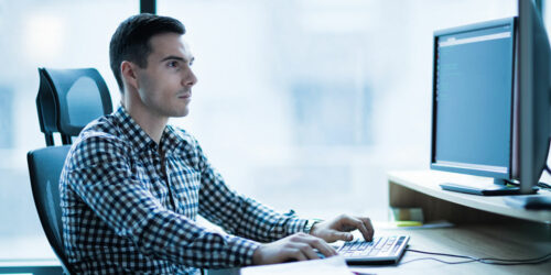 Help Desk Software – Benefits and Factors to Consider