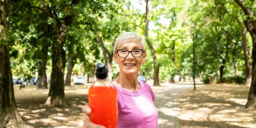 Electrolyte Drinks for Seniors: Essential Hydration for Aged Health
